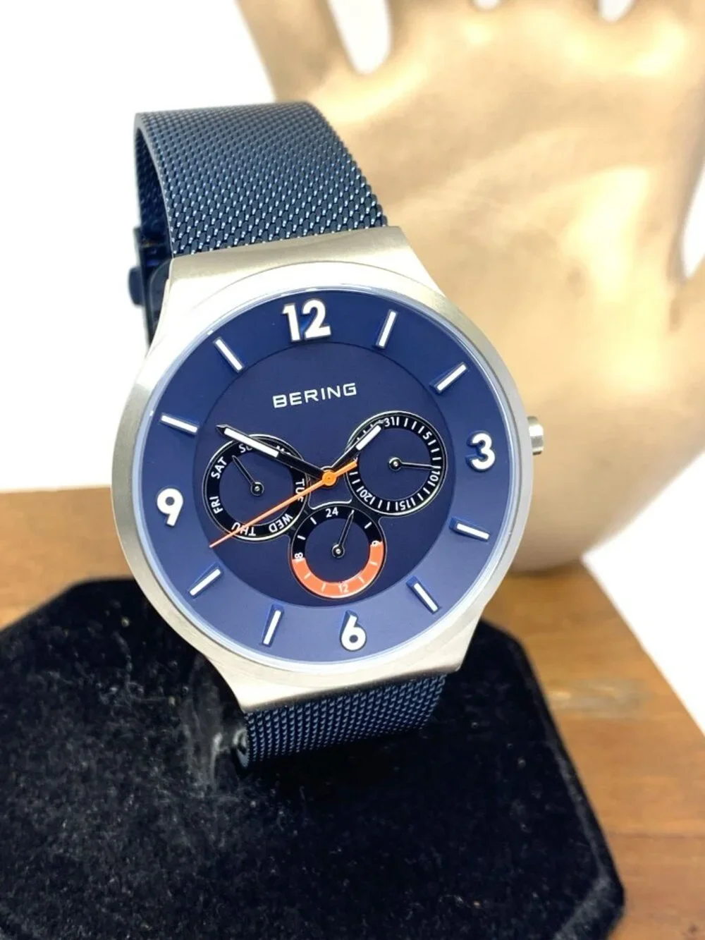 Bering Men's Watch 33441-307 Quartz Blue Dial Day Date Stainless Steel 41mm